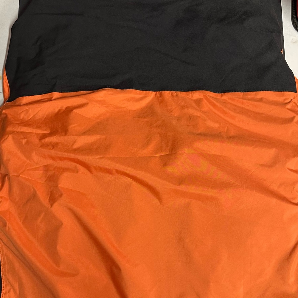 Cutter & Buck Men's Vibrant Orange golf Raincoat like new - Picture 6 of 7